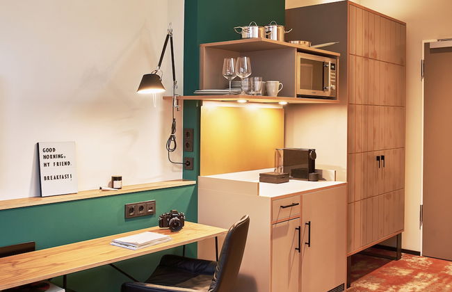 Hood House - Photo 44