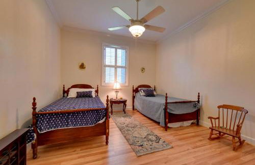 Waterfront Lake Placid Home with Private Dock! - Foto 24