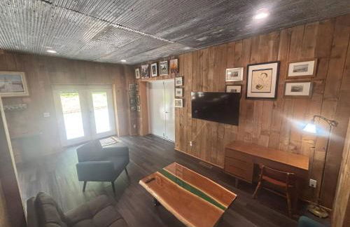 1st Fl 2BR Downtown + 2 Pkg - Foto 4