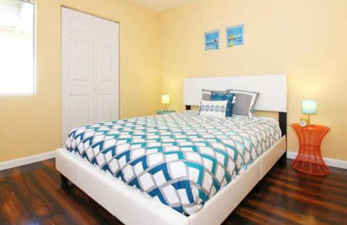 Casa California - Backyard, BBQ, Firepit & Near Beaches - Foto 9