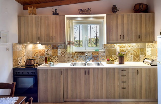 The Olive House - Photo 7