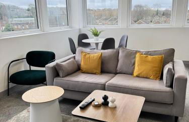 Two Bedroom Flat by Brookland Stays Serviced Accommodation Short Lets Leeds with Free WiFi - Foto 3