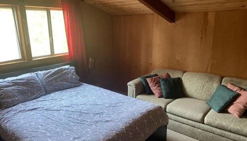 Rustic Cabin Rental near Hoodoo Ski Area and the Deschutes River in Sisters, Oregon - Foto 4