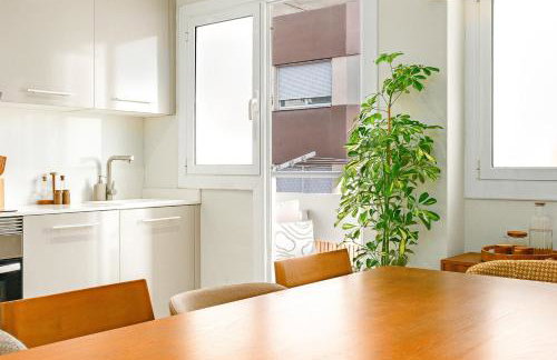 The Stadium Luxe Apartment - Photo 8