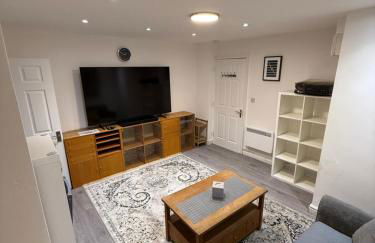 Ground Floor Apartment with Private Garden - Near Victoria Park - Foto 38