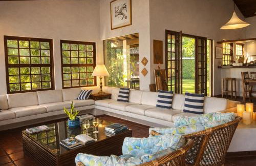 Vista Mar em Angra Casa Com Piscina Pet Friendly - Foto 10