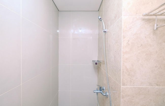 Modern Look And Homey 2Br Transpark Cibubur Apartment Near Mall - Foto 12