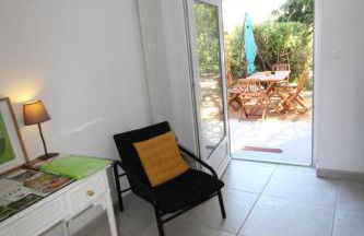 Maison avec jardin à Villeneuve-de-Berg, piscine partagée - Photo 11