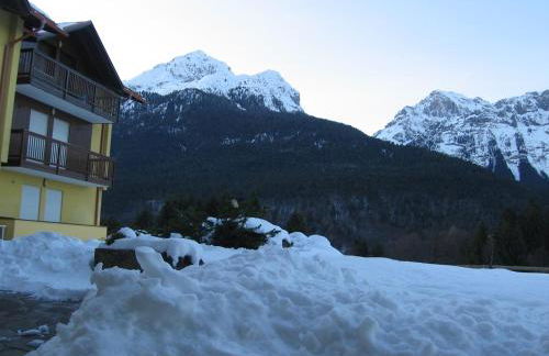 Fiore del Brenta 1 a 50 m dalla fermata dello skibus gratuito - Foto 58