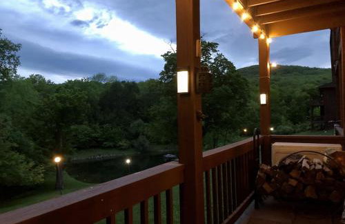 Mountain Condo with Modern Cabin Style - Foto 17