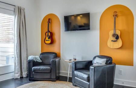 Stylish 4 Bed with Rooftop, Garage Near Hot Spots Less Than 5 Mins to Belmont, 10 Mins to Broadway, 24 Hour Hospitality Team, Perfect for Groups, Available for Long Term Rental - Foto 6