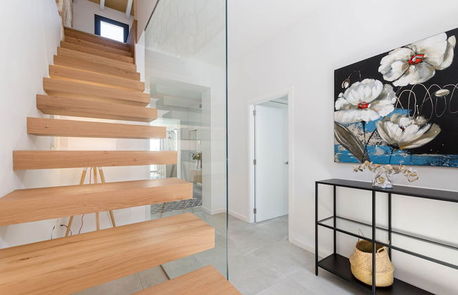 Villa With Private Terrace - Photo 35