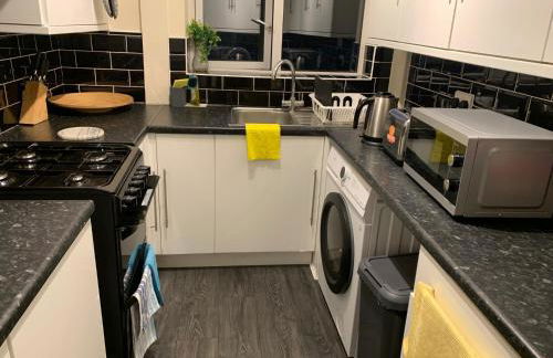 Contractor & Family Friendly House Romford - Foto 15