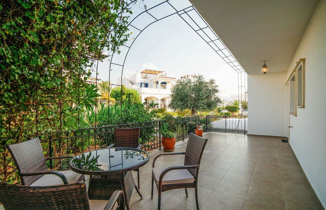 Sunny and Family Friendly Apartment Directly at the Pool - Foto 52