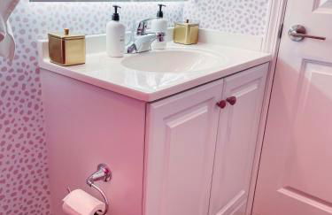 Dolly's Delight - Boutique Bliss Mins From Broadway - Foto 25