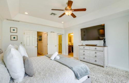 Canal Access and Pool Lighthouse Point Getaway! - Foto 16