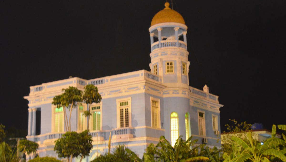 Cienfuegos Evening Tour with Dinner - Foto 1