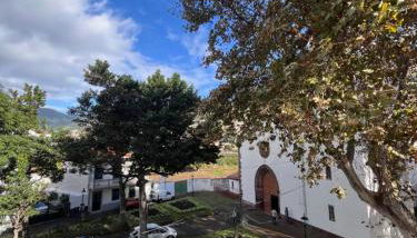 Machico Village Apartment - Terrace and car park - Foto 4