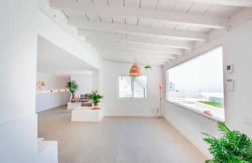 Countryside Elegant 4-Bedroom Suite, Pool & Garden - Foto 3