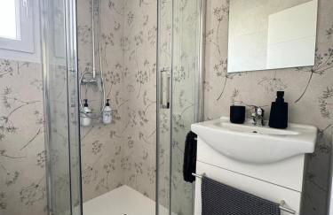 Bajo con terraza a 5 min de la playa (3 hab-6 per) - Foto 16