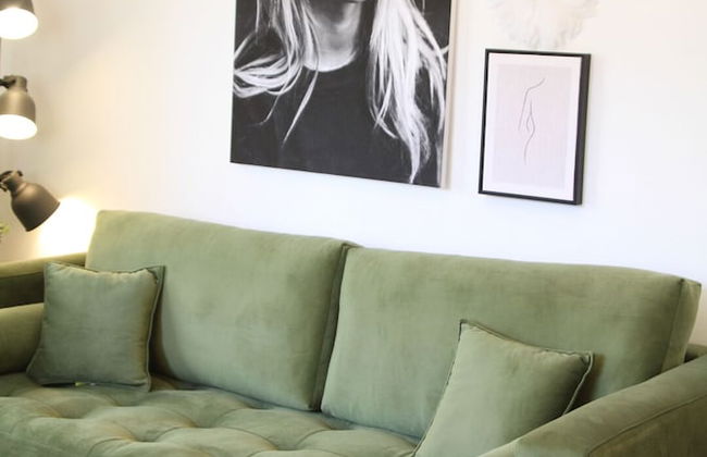 Design & Balcony in City Center by FeelHome - Foto 20