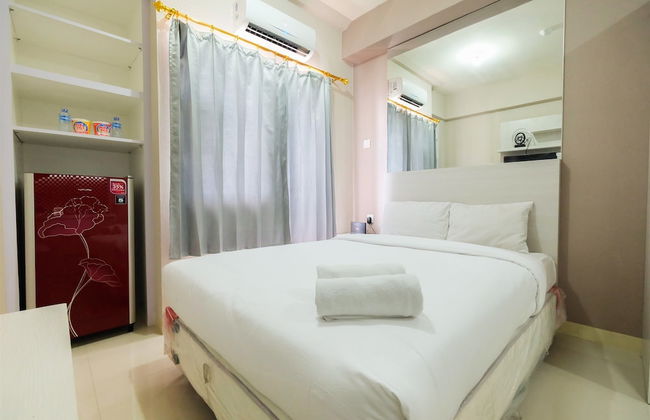 Studio at Green Pramuka City Serene Apartment Living By Travelio - Foto 14