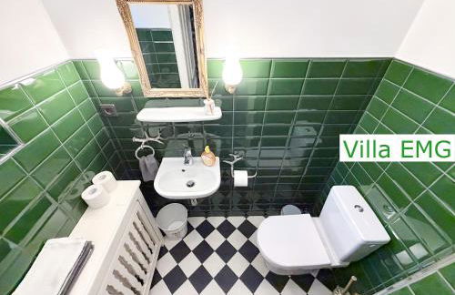 Villa EMG Ferienhaus in Alleinlage mit Privatsee Jacuzzi und Sauna für bis zu 22 Personen bei Osnabrück - Foto 62