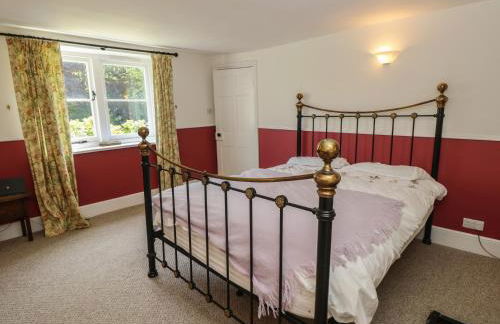 Guildford Farmhouse - Photo 23