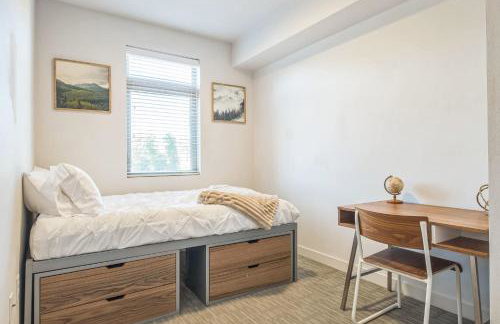 Chic and Modern Getaway with Gym 5 Min to Downtown - Foto 5