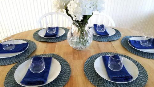 Spruce Beach Cottage - Walk to beach - Foto 1