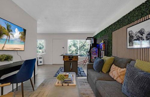 6th Haven, Arcade, King Bed, Games, 1 Mile to Beaches - Foto 10