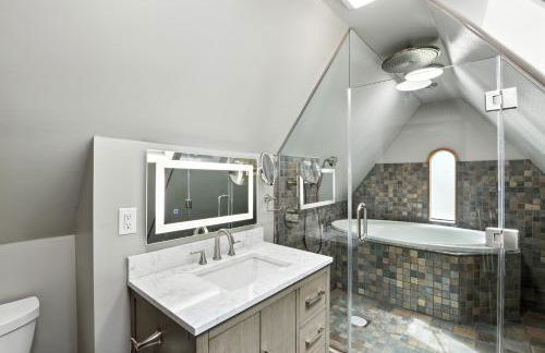 Charming Manville Heights Cottage Retreat home - Foto 30