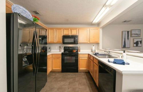 Vibrant Living Near Auburn University l 4BR 4BA - Foto 26