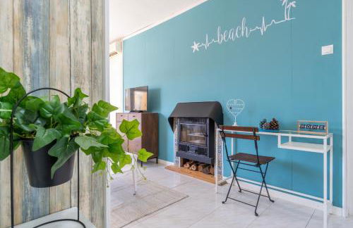 Coastal Paradise & Cozy Home with a 100m from the Beach! - Photo 7