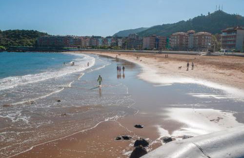 El Patio de Vespasiano-Calera- vistas a la iglesia junto al puerto - Photo 38