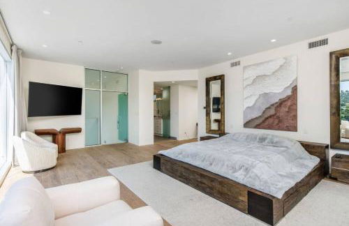 Spacious 4BR Retreat with Private Pool, Pool Table and Fast Wi-Fi Sleeps 9 Quiet Clinton Location - Foto 23