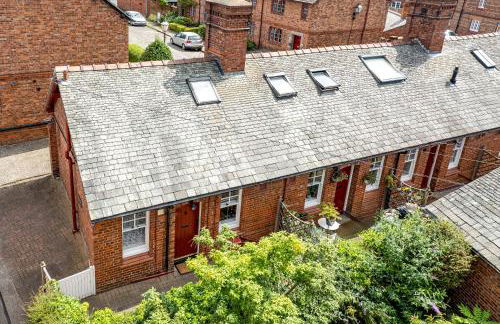 Cosy Chester Cottage - Quaint Stay Sleeps 2-5 - Photo 19