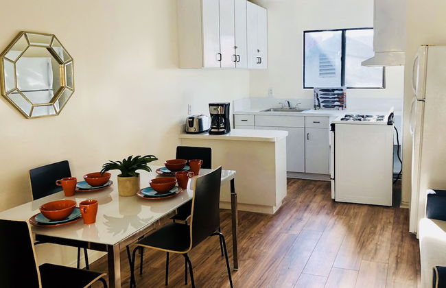 Luxy Hollywood - Foto 24