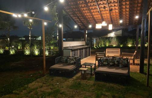 Bangalô com piscina e privacidade a 6 km do centro - Foto 14