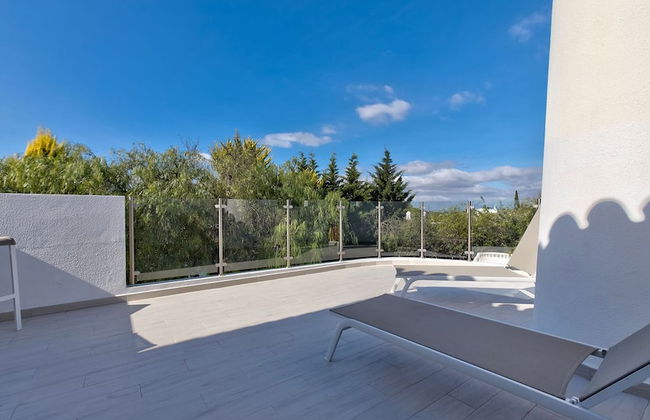 66 ADM Clara Beautifully Renovated Villa - Foto 23