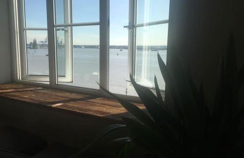 Lovely riverside flat - Foto 6