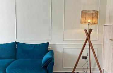 A Modern Classic 2 bed apartment by Graves Park - Foto 3