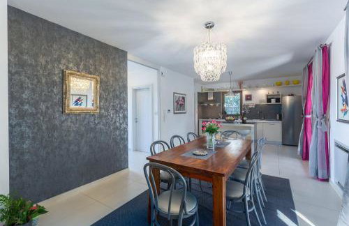 Malerische Villa mit Privatpool, mediterranem Garten, Outdoor-Kueche, Waschmaschine, Trockner - Photo 11