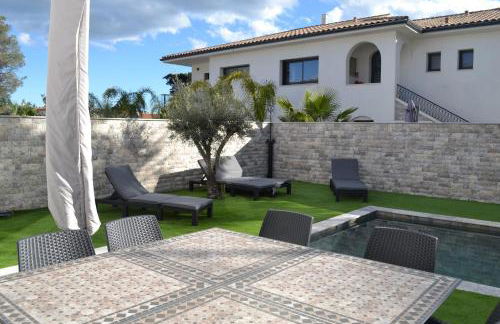 ETOILE DU BERGER Saint Aygulf 3 Villas et 4 appartements jardin individuel et piscine chauffée en saison - la mer et les plages 450 m - Foto 10