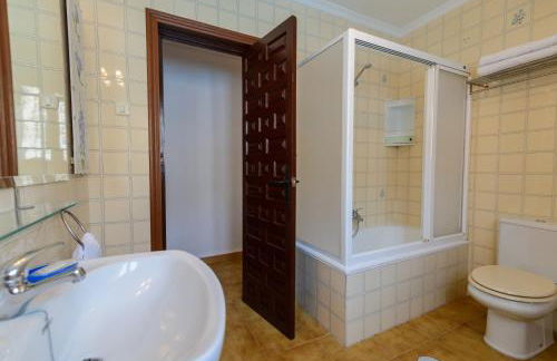 Casa Patio de Los Naranjos Piscina privada - Photo 23