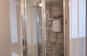Benzer Apartments - Photo 7