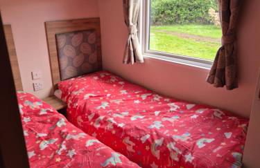 Riverside Caravan Hire, Haven Kent Coast - Photo 10