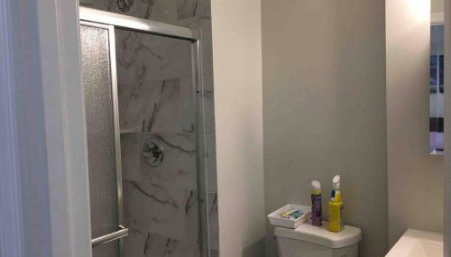 Entire Twnhouse 2bdrms 3Bthrm 2Qbeds 2Levls Fncd Bkyard - Foto 2