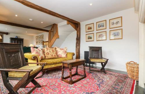 Glanville House - Photo 7