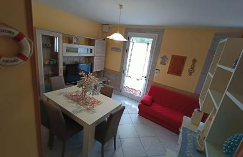 Villetta Poesia 50 m dal mare con giardino e parcheggio - Foto 12